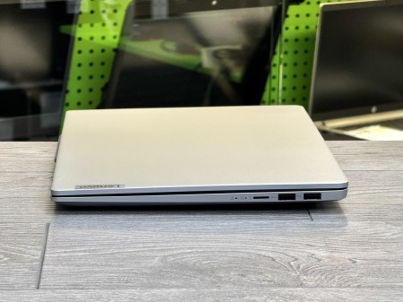 Lenovo Slim 5 14Q8X9 6